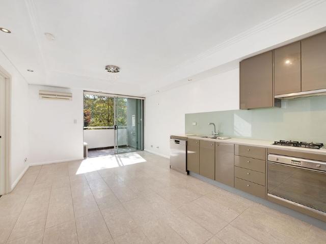 Apartment for rent in Cammeray