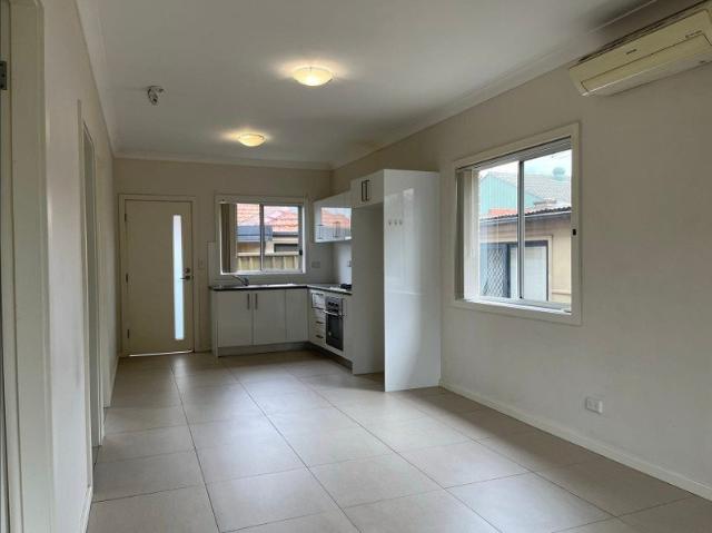 Granny Flat for rent in Sydney, New South Wales