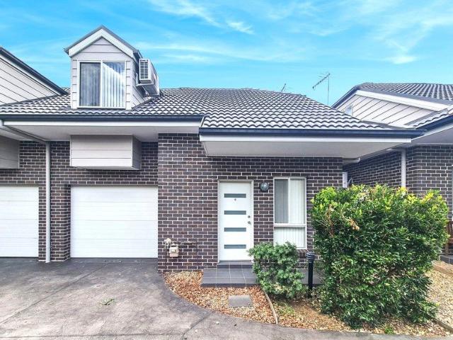 Townhouse for rent in Sydney, New South Wales