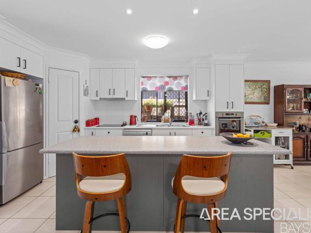 Villa for sale in Redland Bay