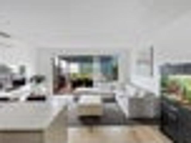 Townhouse for sale in Paremoremo, Oroua County