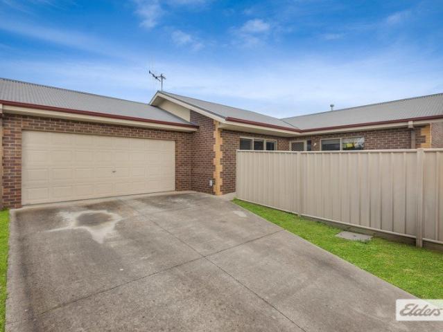 Townhouse for sale in Bendigo, Victoria