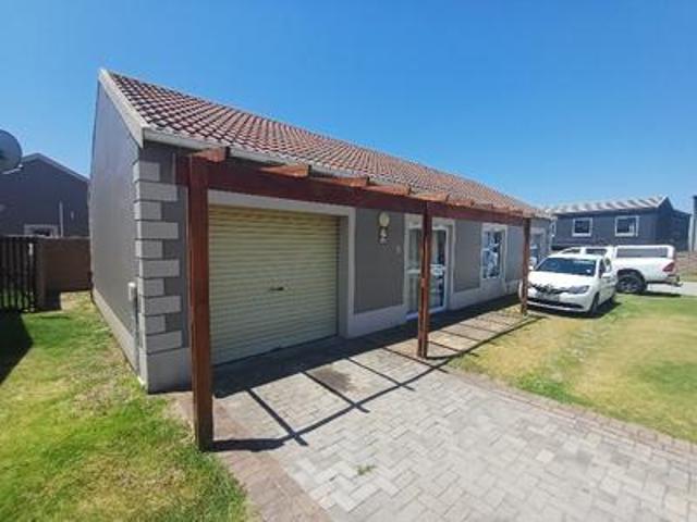 Townhouse for sale in Gqeberha (Port Elizabeth), Nelson Mandela Bay Metropolitan Municipality