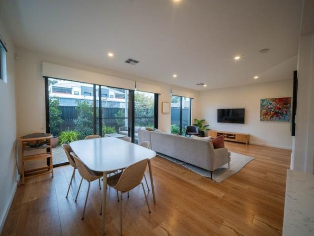 Townhouse for rent in Horseshoe Creek, South Australia