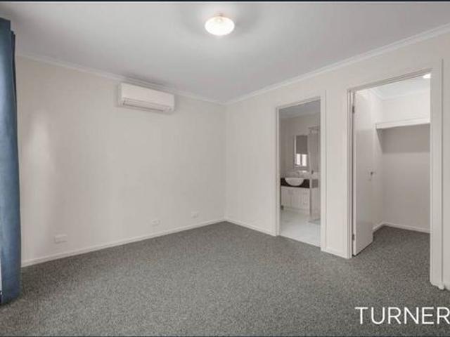 House for rent in Ridgehaven, Adelaide