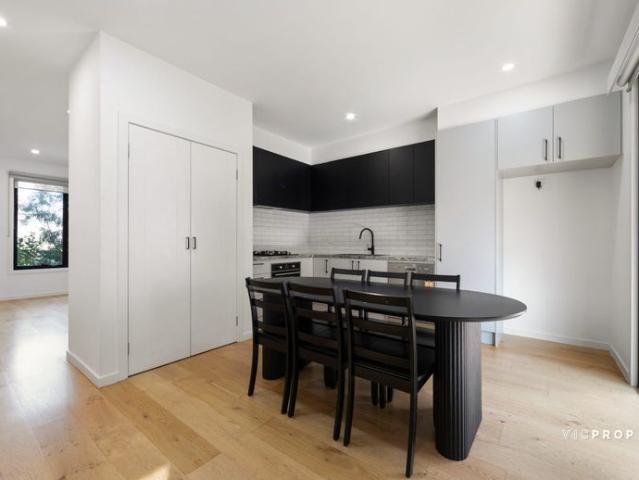 Townhouse for rent in Fawkner, Melbourne