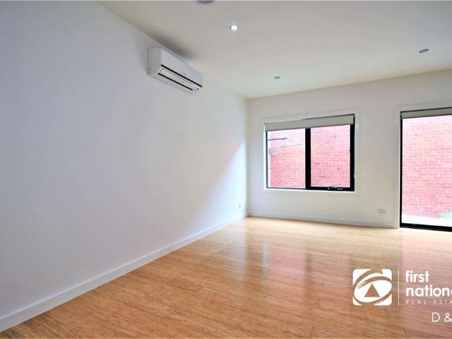 Townhouse for rent in Camerons Creek, Victoria