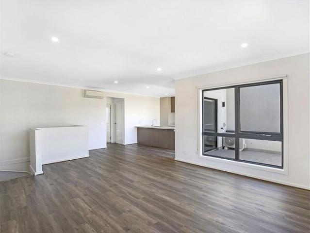 Townhouse for rent in Camerons Creek, Victoria
