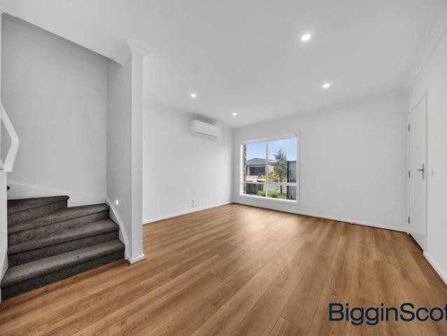Townhouse for rent in Camerons Creek, Victoria