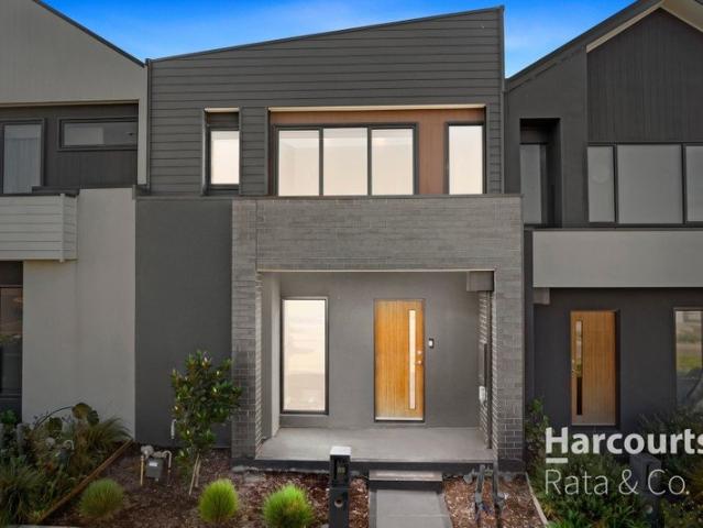 Townhouse for sale in Camerons Creek, Victoria
