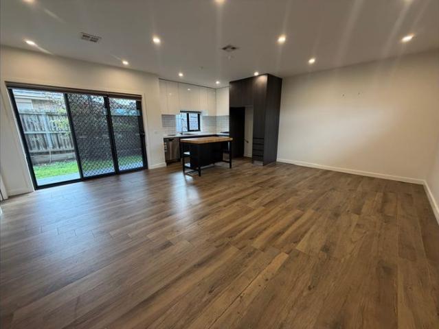 Townhouse for rent in Camerons Creek, Victoria