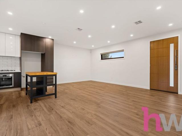 Townhouse for rent in Camerons Creek, Victoria