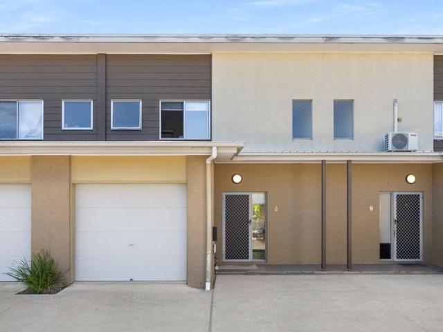 Townhouse for sale in Toombul, Queensland