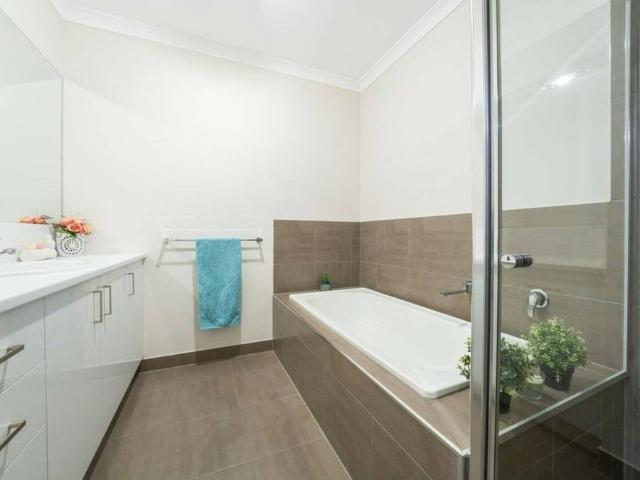 House for rent in Leopold, Victoria