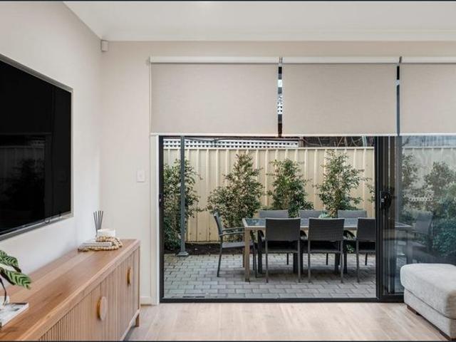 Townhouse for rent in Paradise, Adelaide