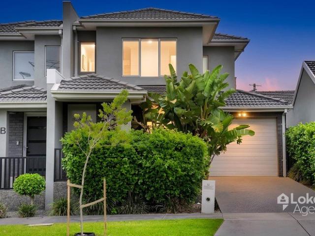 Townhouse for sale in Camerons Creek, Victoria