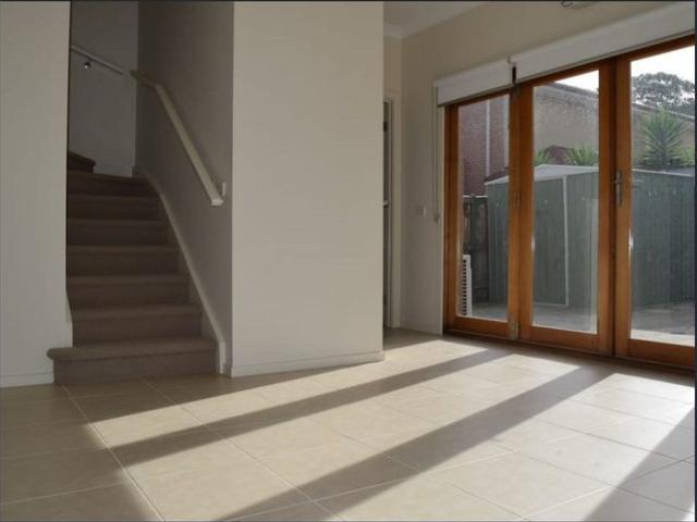 Townhouse for rent in Camerons Creek, Victoria