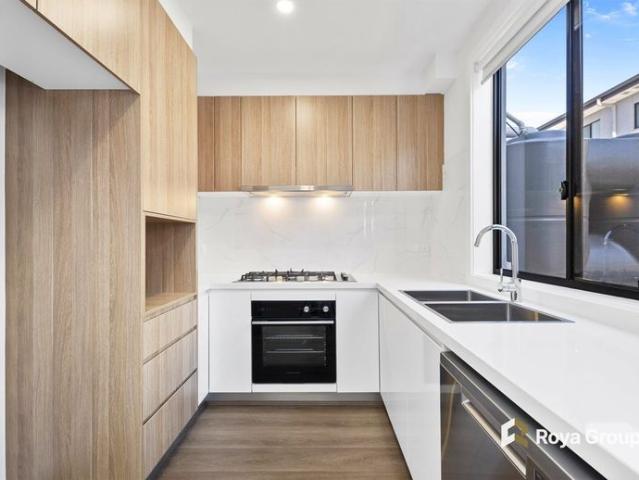 Townhouse for rent in Sydney, New South Wales