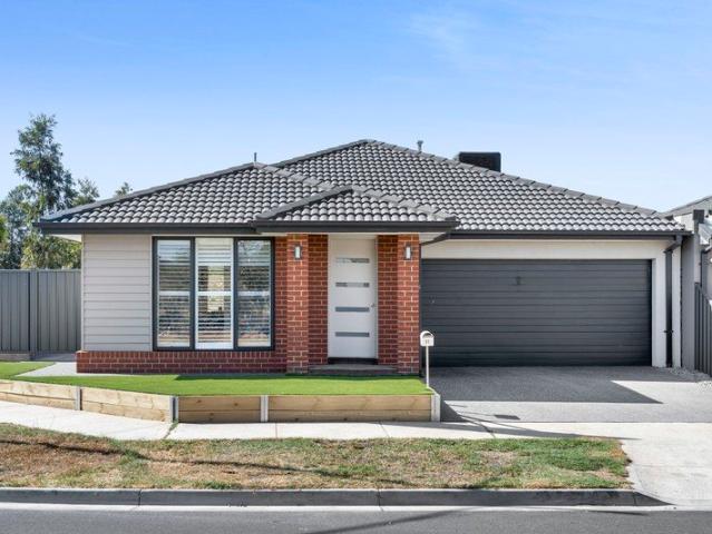 House for rent in Hillgrove, Melbourne