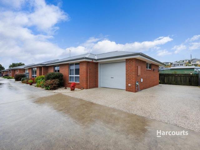 Villa for sale in Somerset, Tasmania