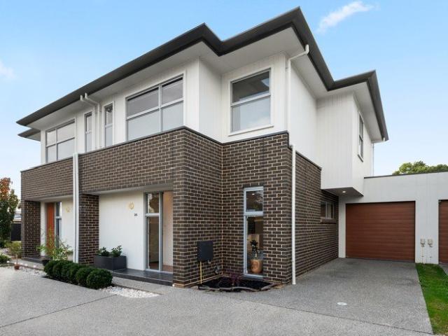Townhouse for sale in Horseshoe Creek, South Australia