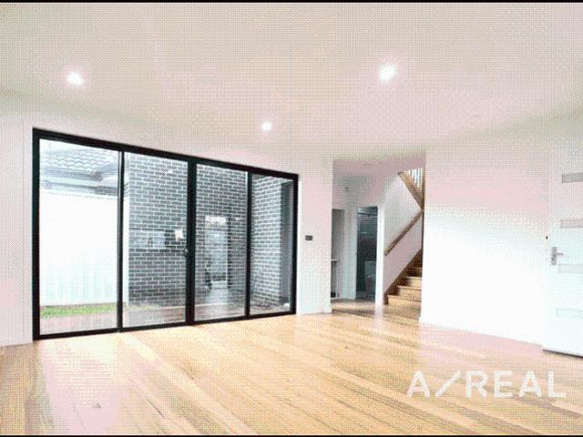 Townhouse for rent in Camerons Creek, Victoria