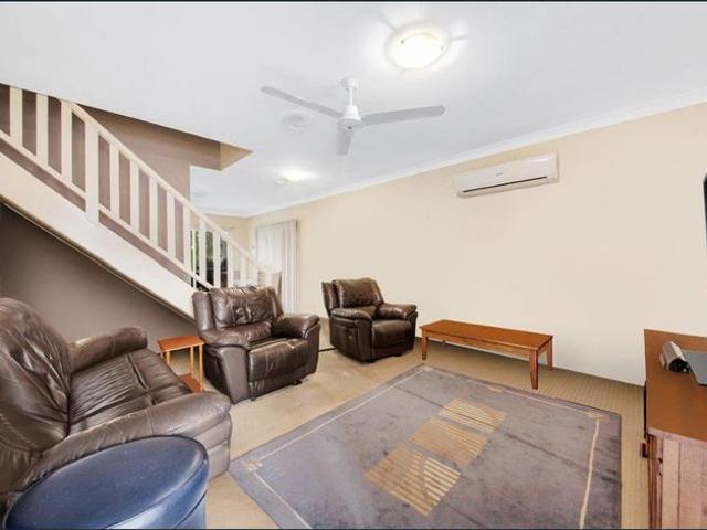 Townhouse for rent in Gladstone, Queensland