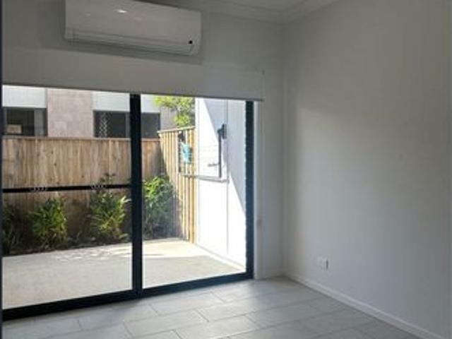 Townhouse for rent in Toombul, Queensland