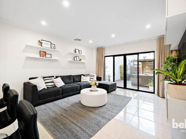 Townhouse for rent in Horseshoe Creek, South Australia