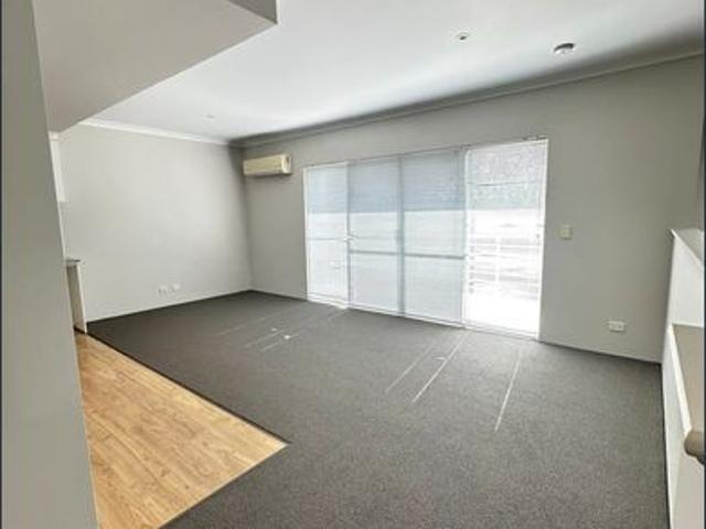 House for rent in Parklands, Western Australia