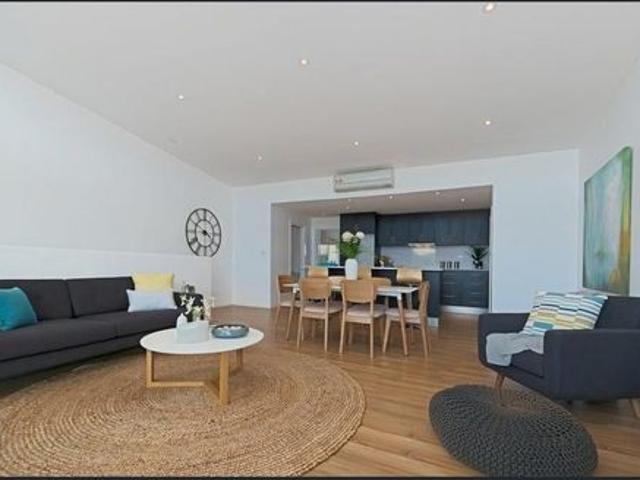Townhouse for rent in Hobart, Tasmania