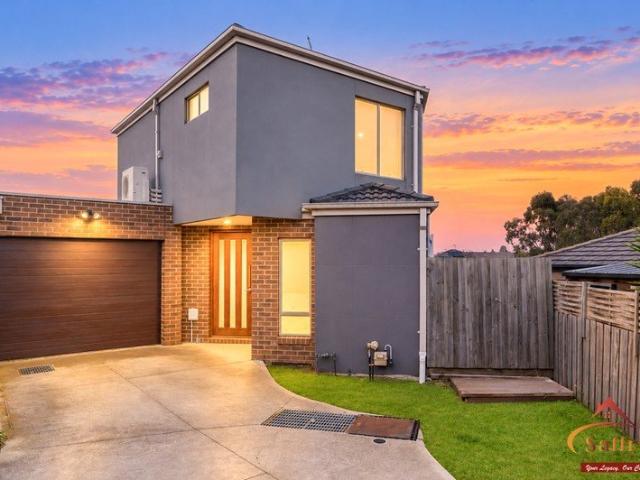 Apartment for sale in Presidents Park, Melbourne