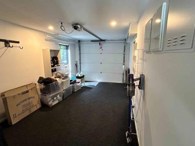 House for rent in Paremoremo, Oroua County