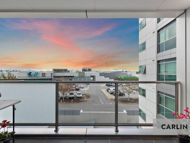 Apartment for sale in Success, Western Australia