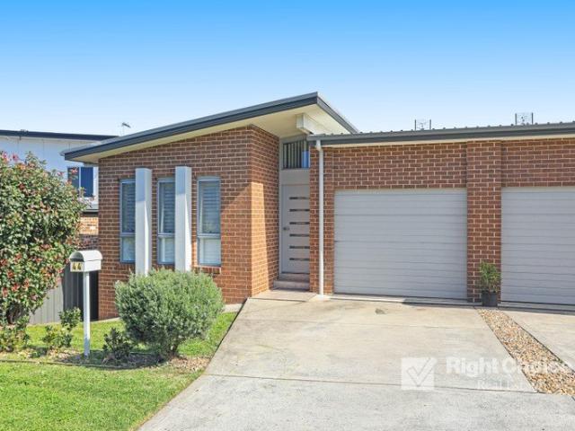 Villa for sale in Flinders, New South Wales