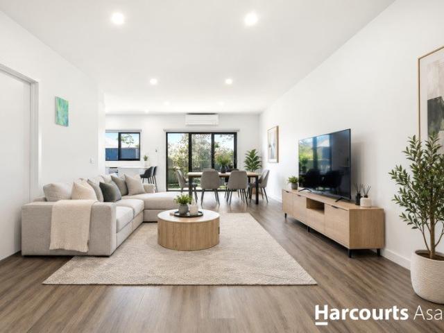 Townhouse for sale in Doveton, Melbourne