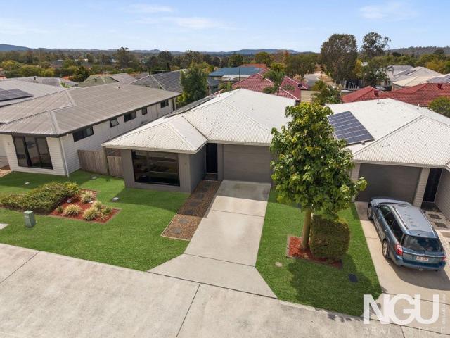 Townhouse for sale in Toombul, Queensland
