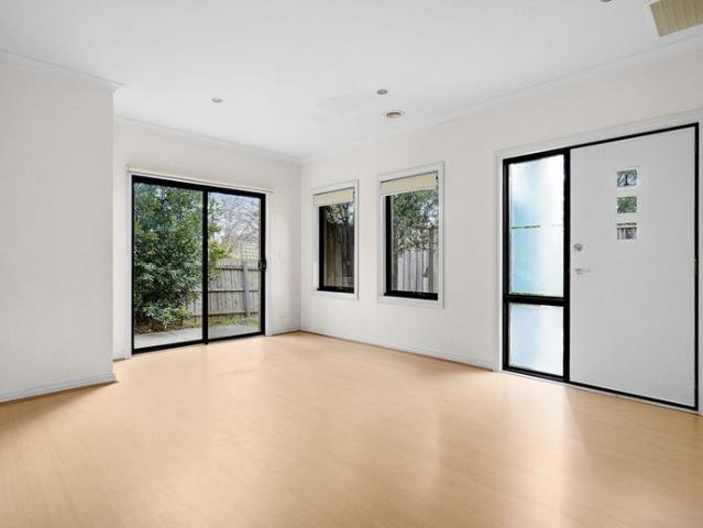 Townhouse for rent in Camerons Creek, Victoria