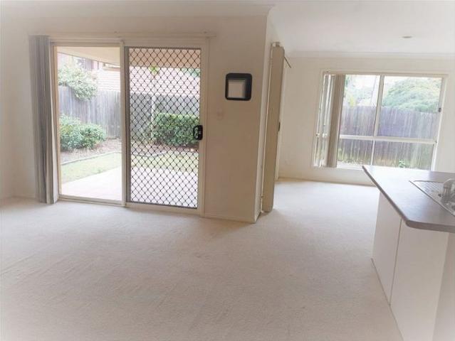 Townhouse for rent in Toombul, Queensland