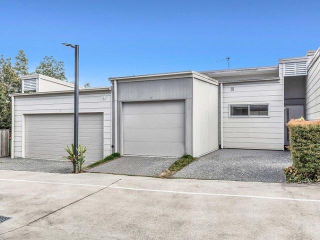 Townhouse for sale in Fernbrook, Queensland