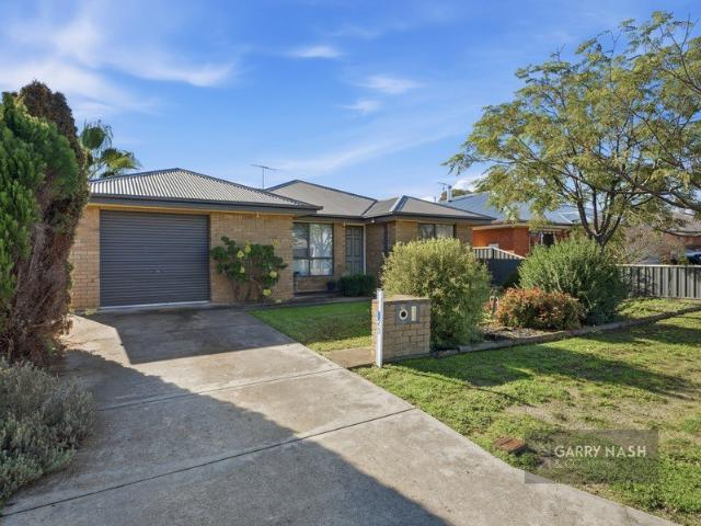 Townhouse for sale in Wangaratta, Victoria