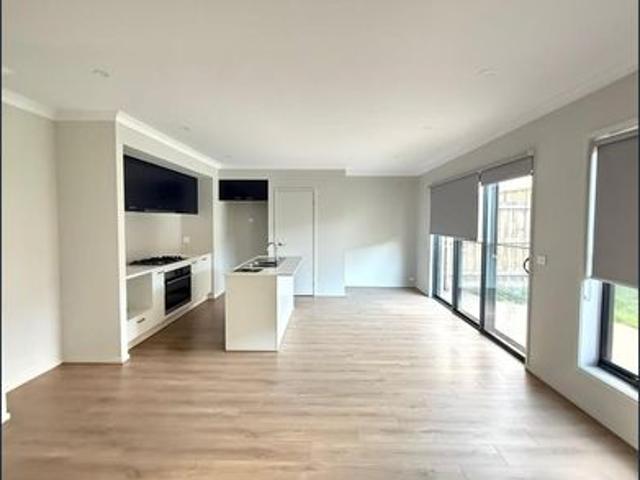 Townhouse for rent in Camerons Creek, Victoria