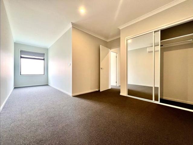 Room for rent in Camerons Creek, Victoria