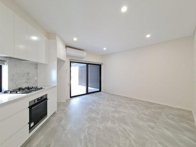 House for rent in Edensor Park, Sydney