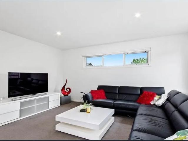 House for rent in Hamlyn Heights, Geelong