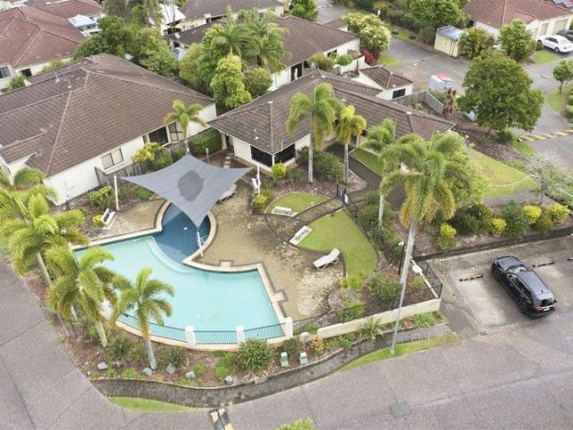 Villa for sale in Fernbrook, Queensland