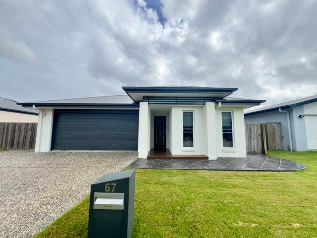 House for sale in Nudgee Beach House for sale in Nudgee Beach
