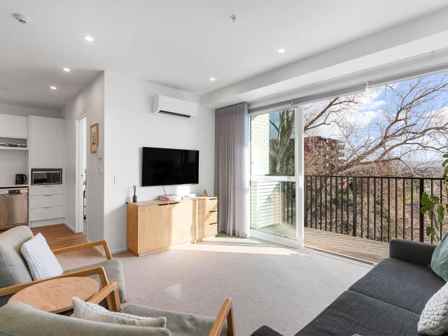Apartment for rent in Waterview, Albert-Eden