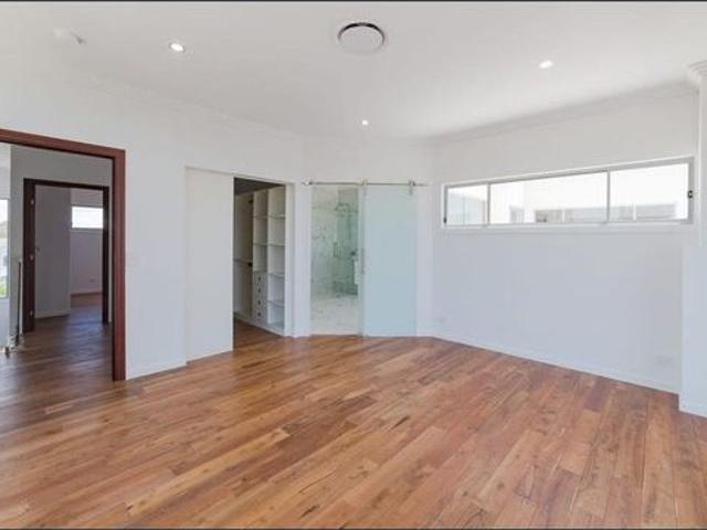 Townhouse for rent in Fernbrook, Queensland