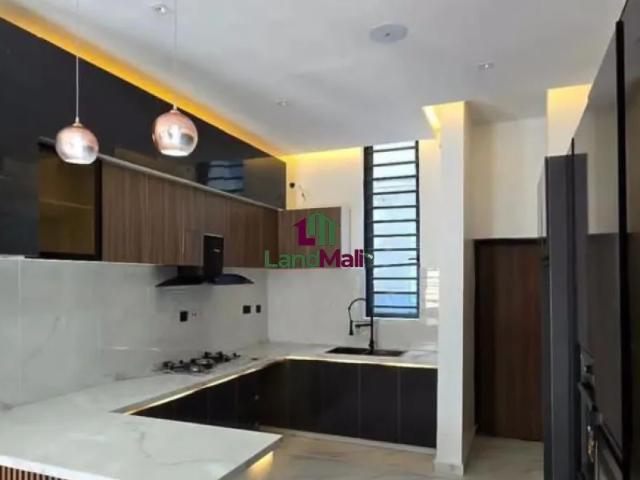 Property for sale in Victoria Island, Itirin